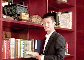 鑫華的自動(dòng)點(diǎn)膠機(jī)產(chǎn)品質(zhì)量穩(wěn)定，經(jīng)久耐用